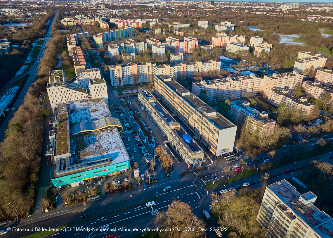 22.12.2022 - Plettzentrum - Rentenversicherung - Ständlerstraße in Neuperlach